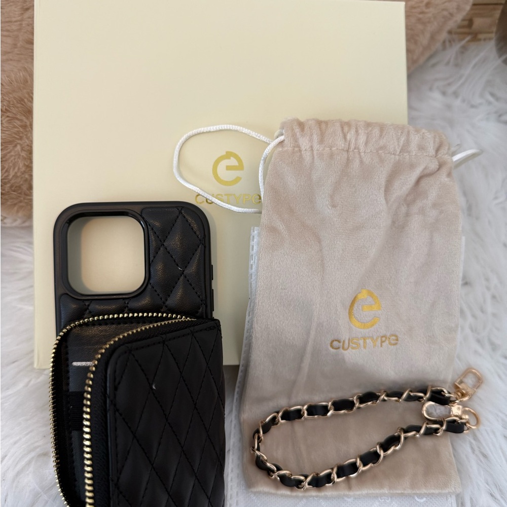 Black Zippered Phone Case for iPhone 16 Pro New